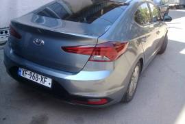 Hyundai, Elantra